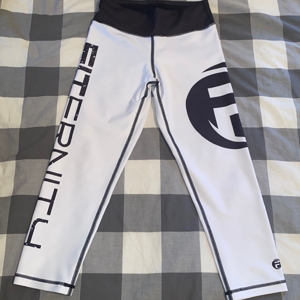 Worn once Fiternity white leggings!